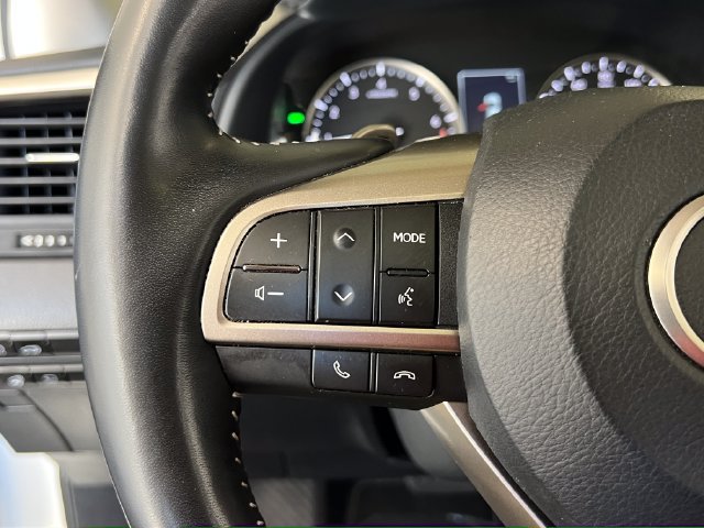 Used 2022 Lexus RX 350L FWD w/ Premium Package image 43