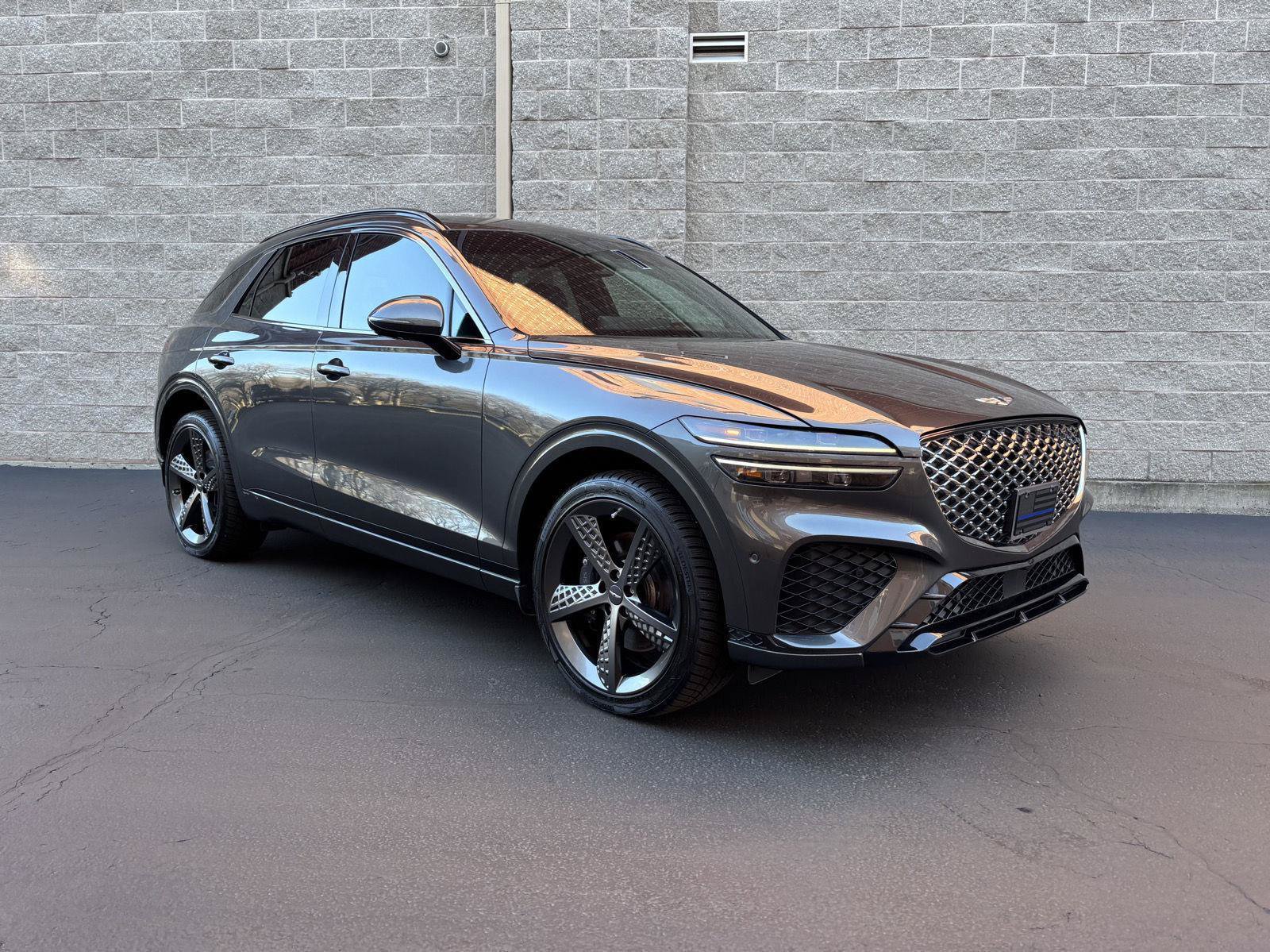 Used 2024 Genesis GV70 3.5T Sport w/ Sport Advanced Package AWD/4WD image 1