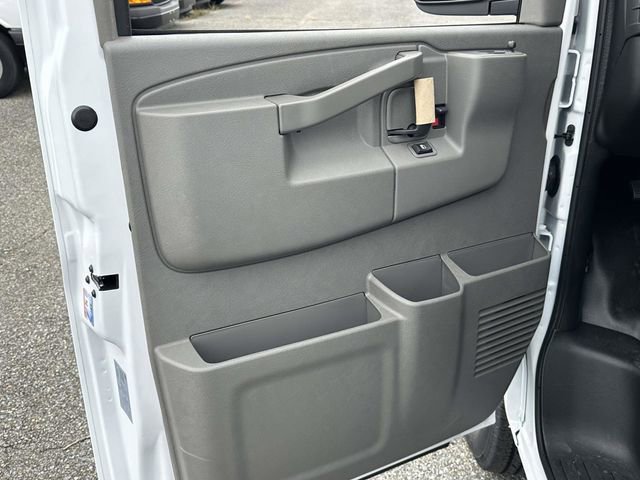 New 2025 Chevrolet Express 2500 Work Van w/ Driver Convenience Package image 23