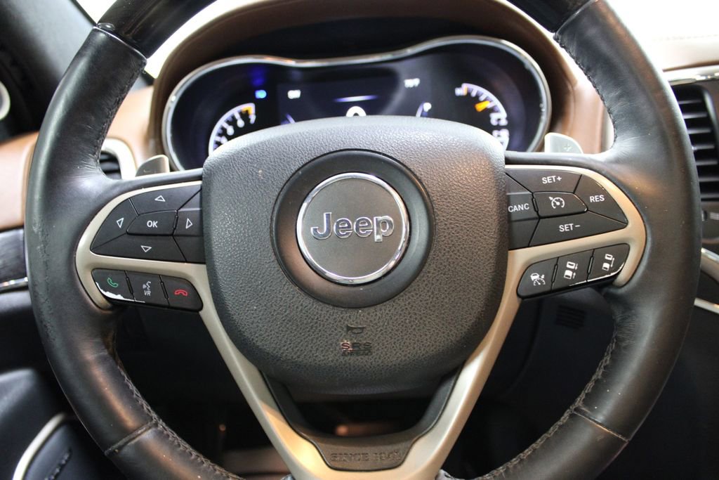 Used 2017 Jeep Grand Cherokee Summit image 36