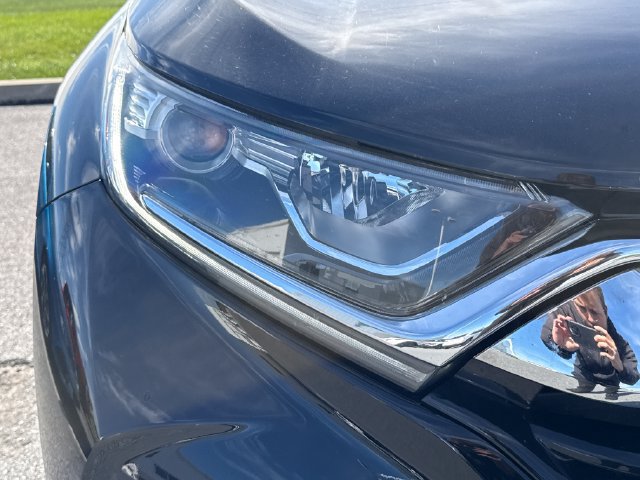 Used 2017 Honda CR-V LX image 12