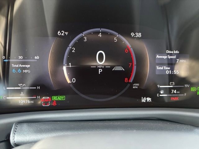 Used 2025 Lexus LX 700h Overtrail AWD/4WD image 17