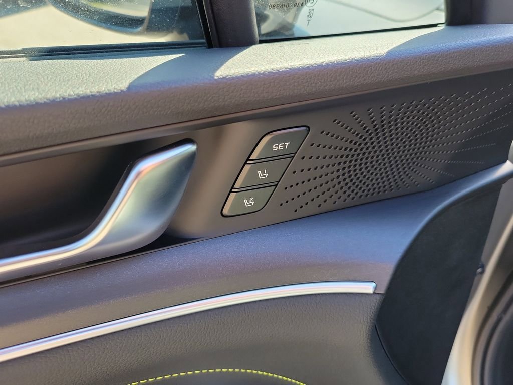 New 2026 Kia K5 GT FWD image 21
