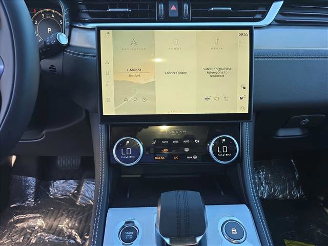 New 2026 Jaguar F-PACE R-Dynamic S image 18