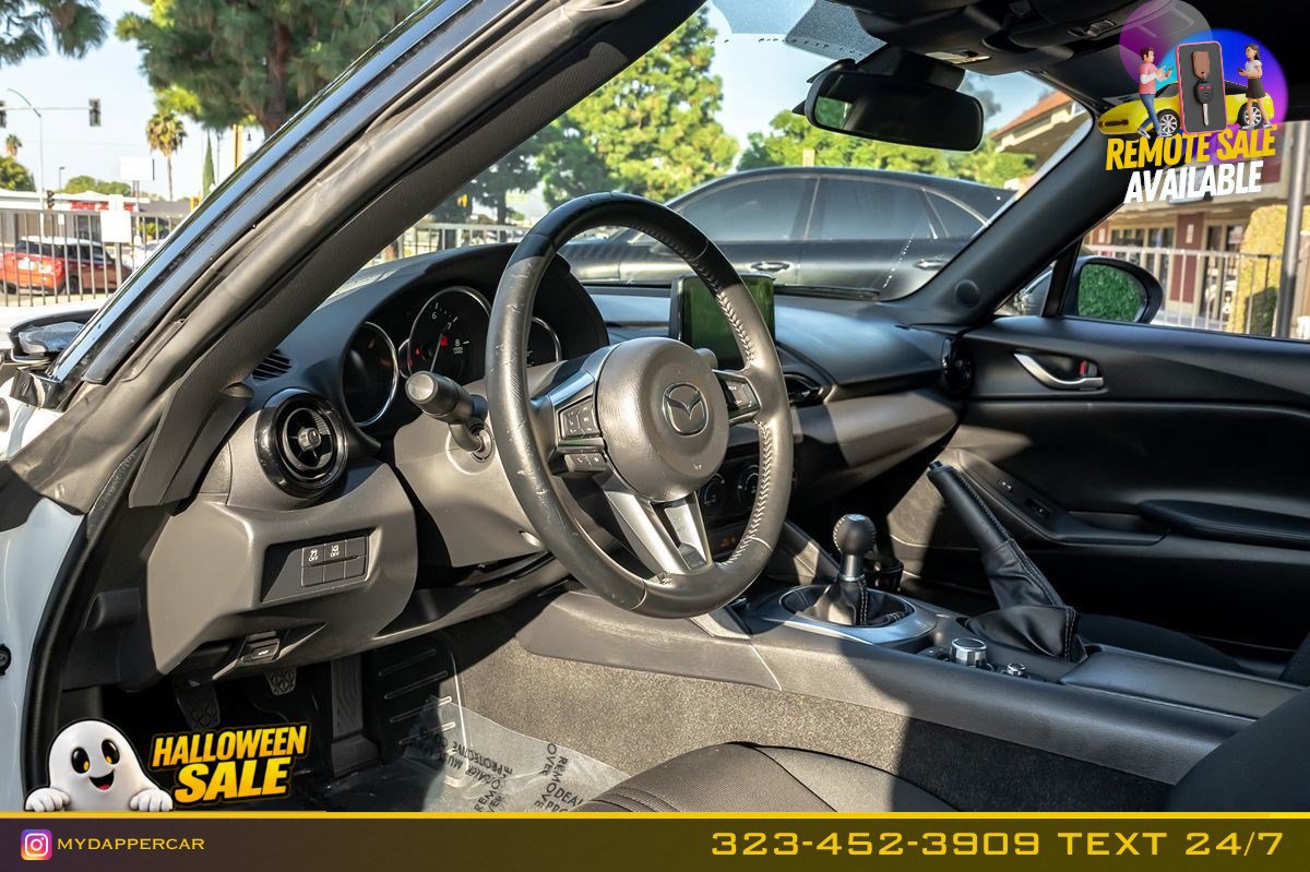 Used 2021 MAZDA MX-5 Miata Sport RWD image 11
