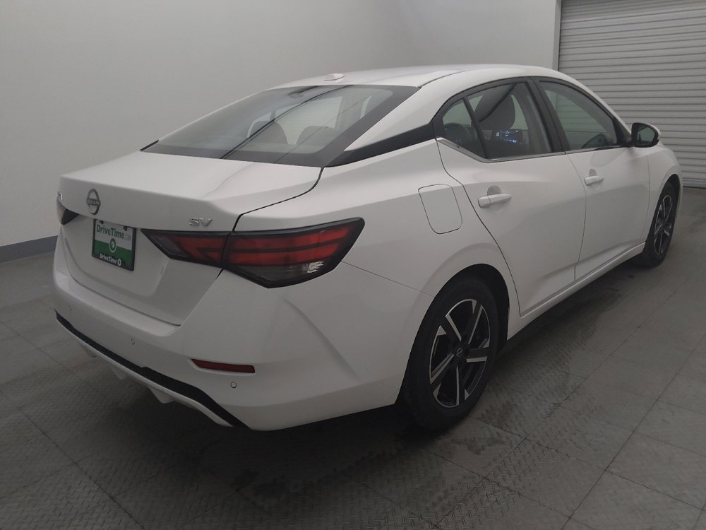 Used 2024 Nissan Sentra SV image 9