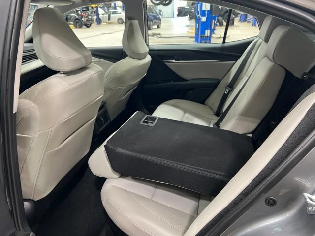 Used 2025 Toyota Camry XLE w/ Premium Plus Package AWD/4WD image 13