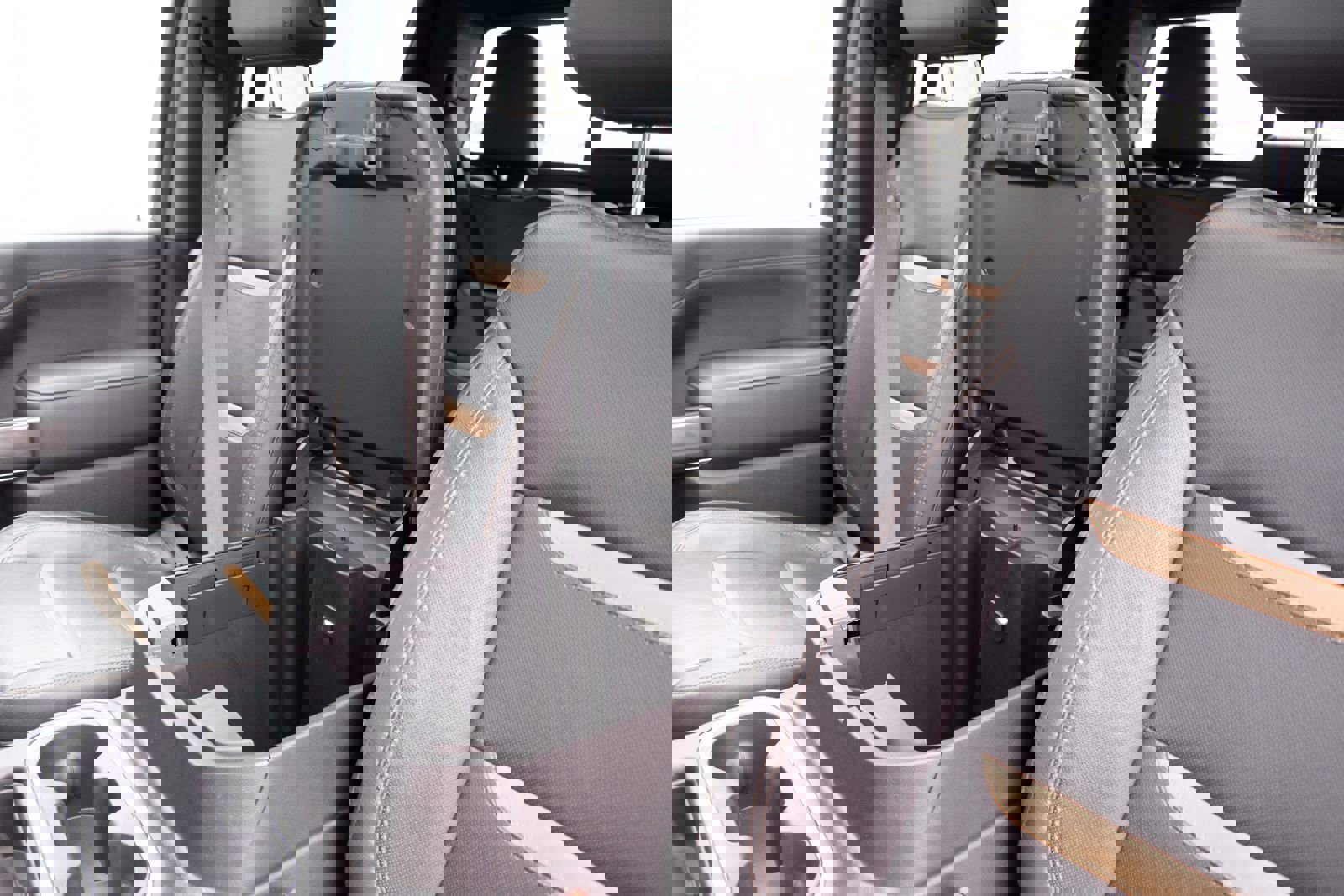 Used 2021 GMC Sierra 3500 AT4 w/ AT4 Preferred Package image 9