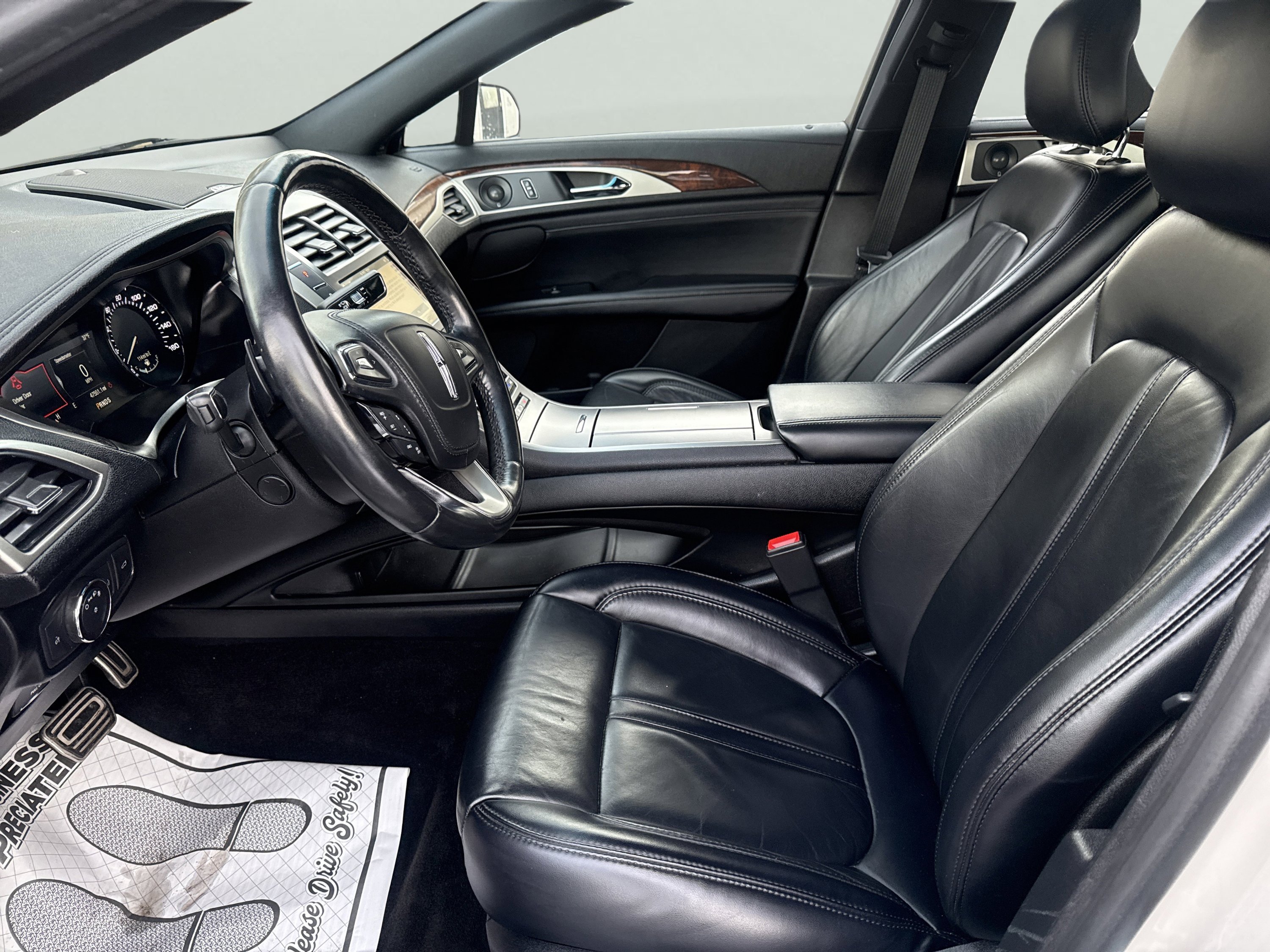 Used 2019 Lincoln MKZ Reserve w/ Reserve Plus Package image 17