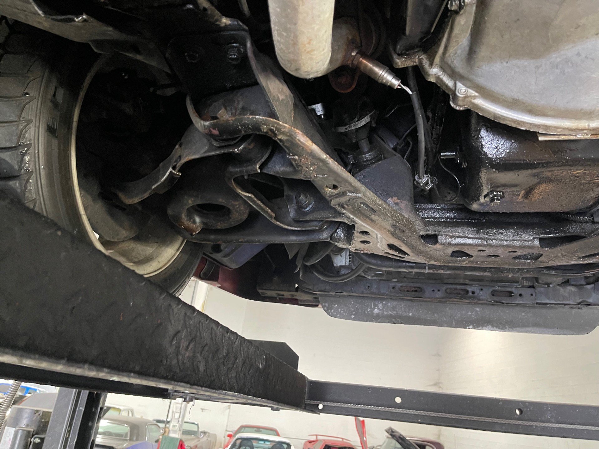 Used 1990 Ford Mustang GT RWD image 80