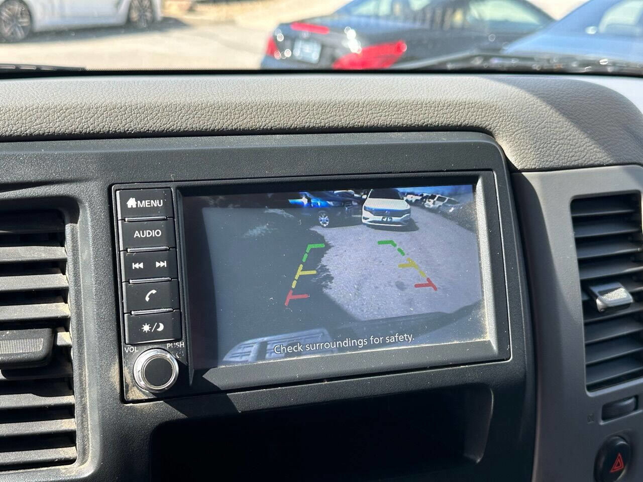 Used 2020 Nissan NV 2500 S image 16