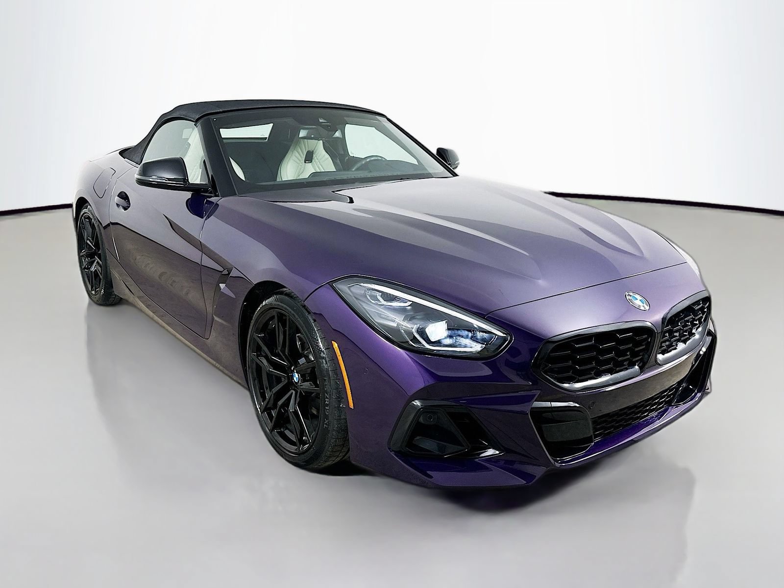 Used 2023 BMW Z4 sDrive30i w/ Premium Package RWD image 3