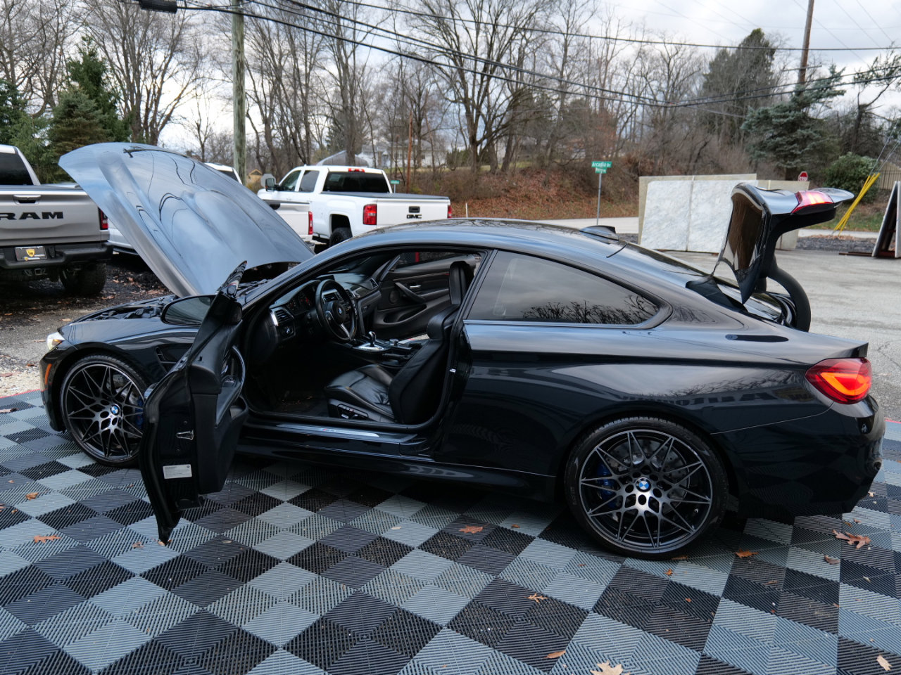 Used 2020 BMW M4 Coupe w/ Competition Package image 61