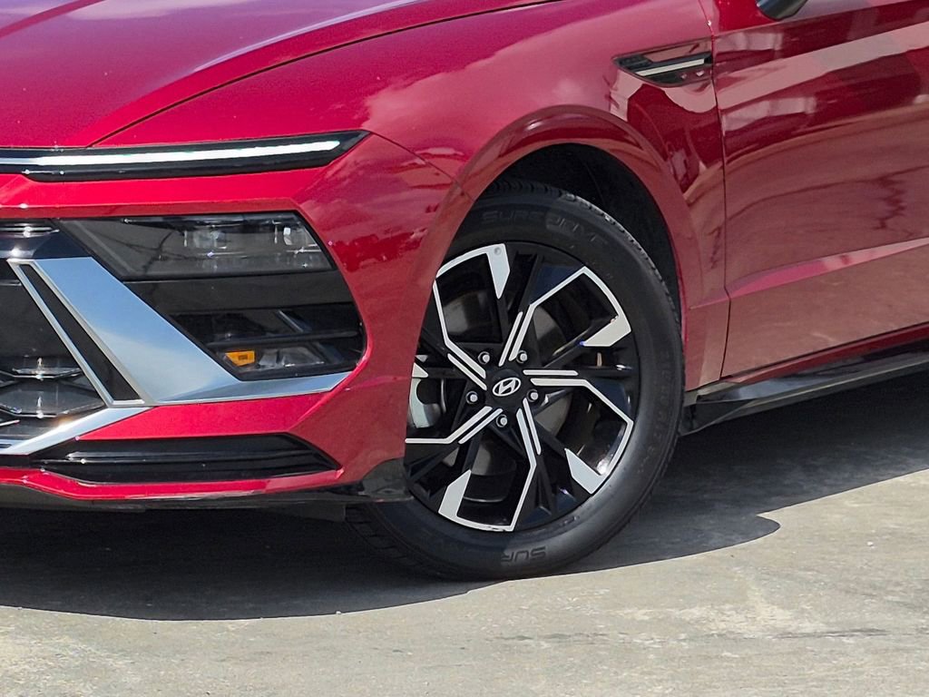 Used 2025 Hyundai Sonata SEL FWD image 30