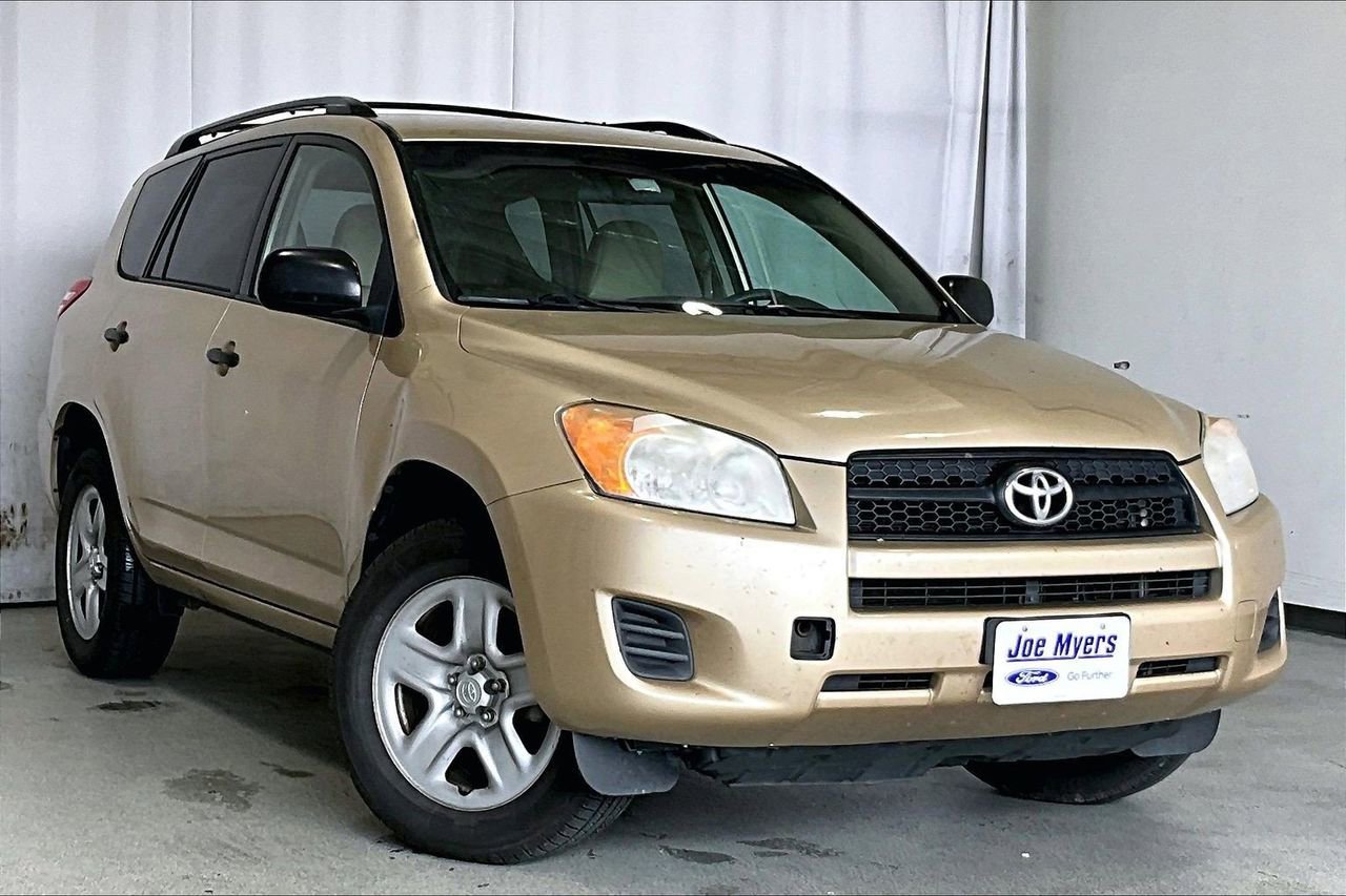 Used 2012 Toyota RAV4 FWD w/ Value Pkg image 1