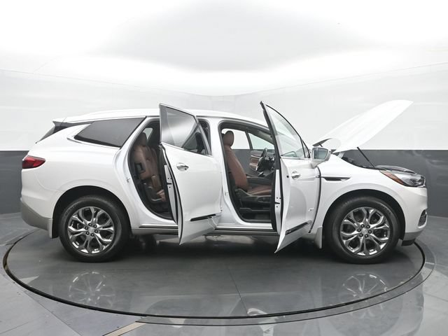 Used 2019 Buick Enclave Avenir w/ Avenir Technology Package AWD/4WD image 57