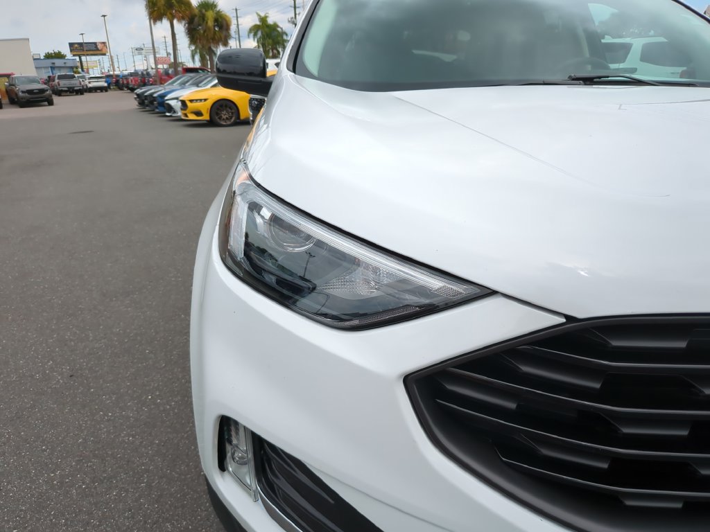 Certified 2024 Ford Edge SEL w/ Sport Appearance Package AWD/4WD image 9