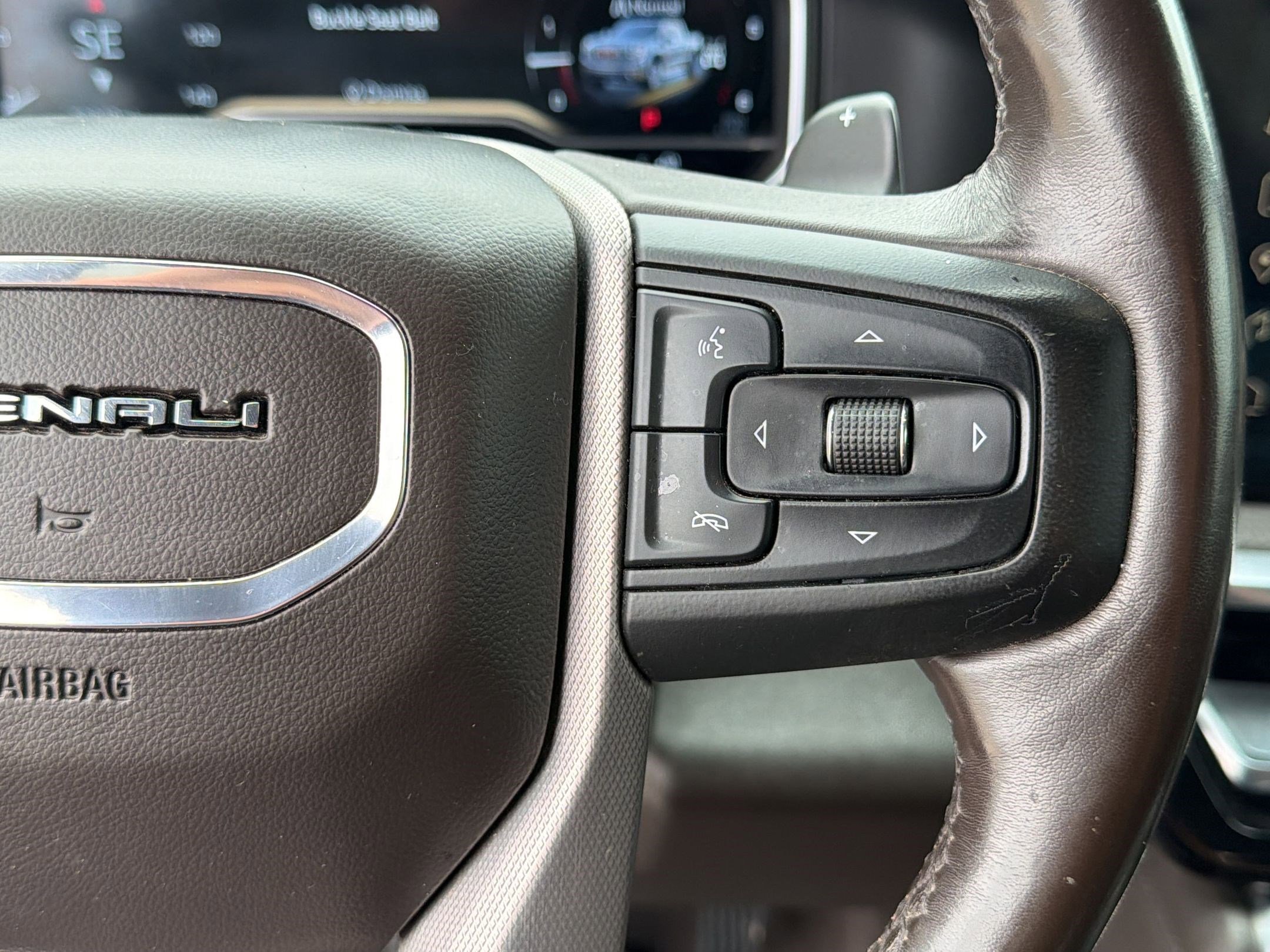 Used 2022 GMC Sierra 1500 Denali w/ Denali Reserve Package AWD/4WD image 26