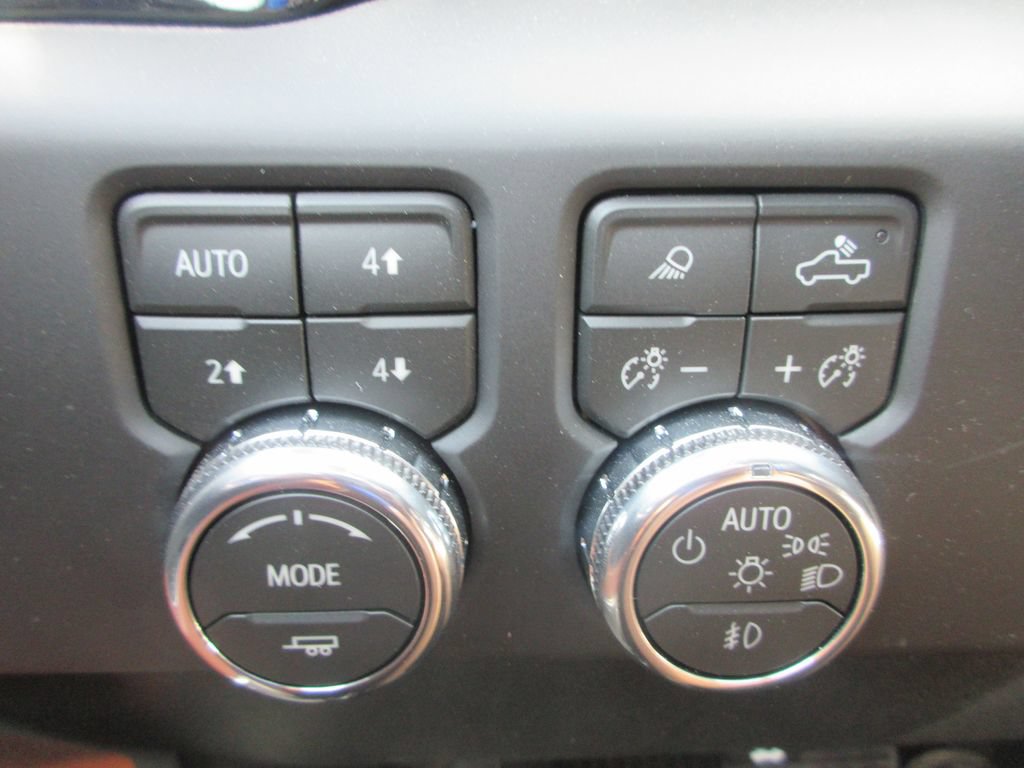 New 2026 GMC Sierra 2500 Denali Ultimate AWD/4WD image 18