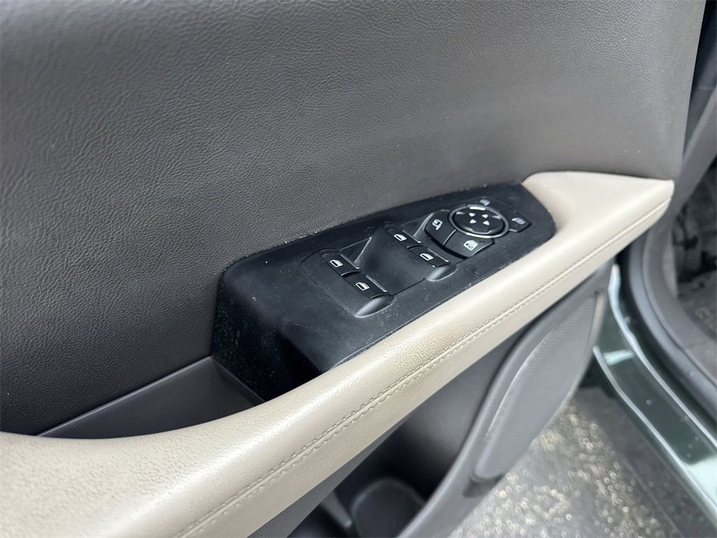 Certified 2022 Lincoln Nautilus FWD w/ Premium Package image 15