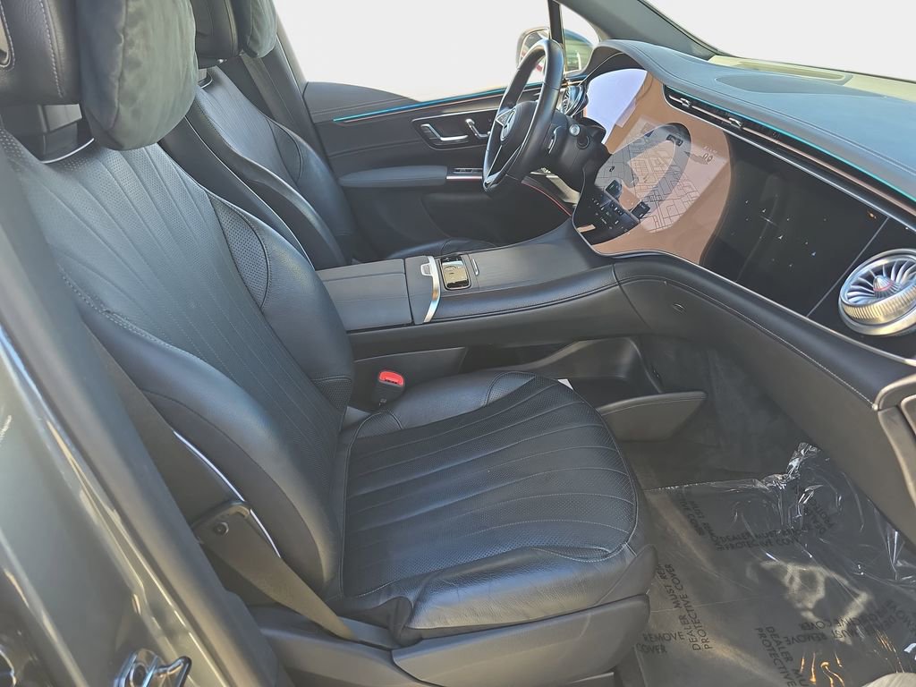 Used 2023 Mercedes-Benz EQS 580 4MATIC SUV image 12