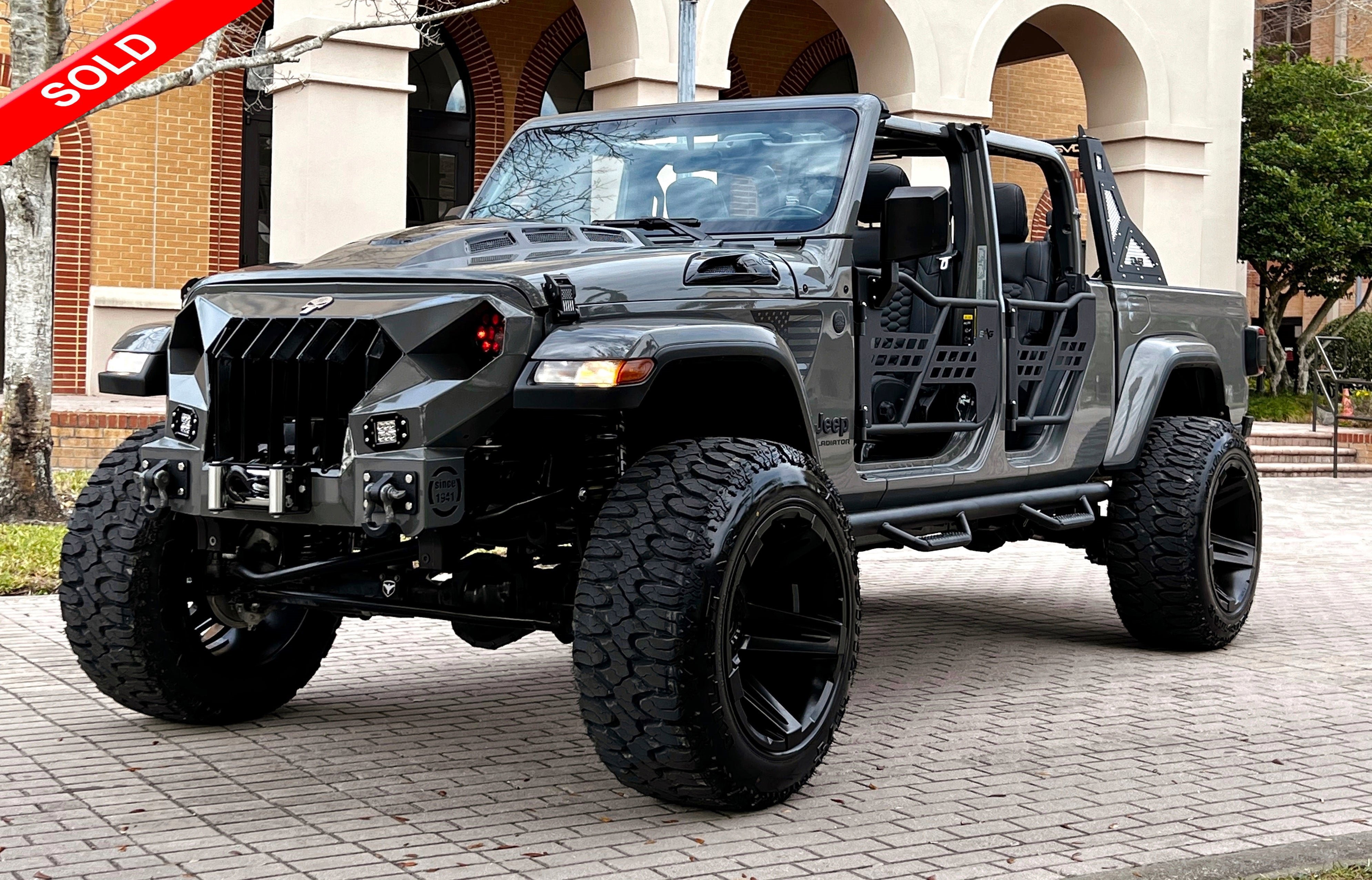 Used 2021 Jeep Gladiator Sport AWD/4WD image 1