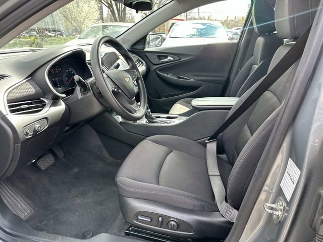 Used 2024 Chevrolet Malibu LT image 17