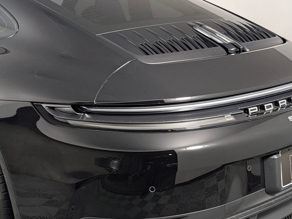Certified 2025 Porsche 911 Carrera RWD image 16