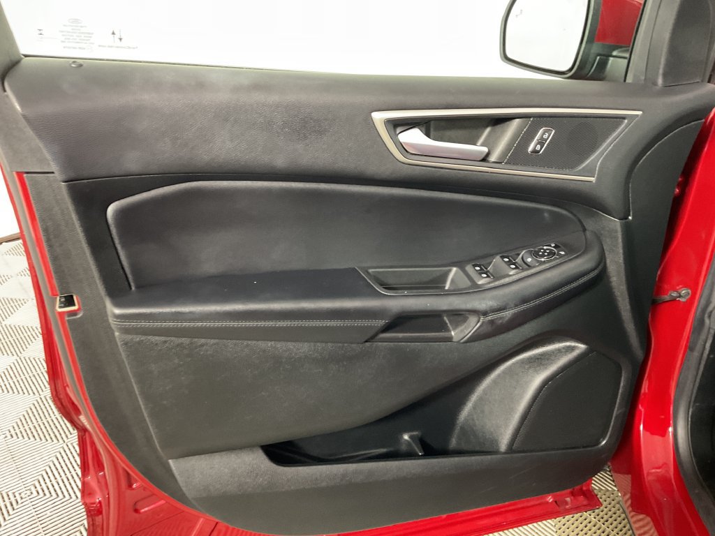 Used 2023 Ford Edge SEL w/ Convenience Package AWD/4WD image 16