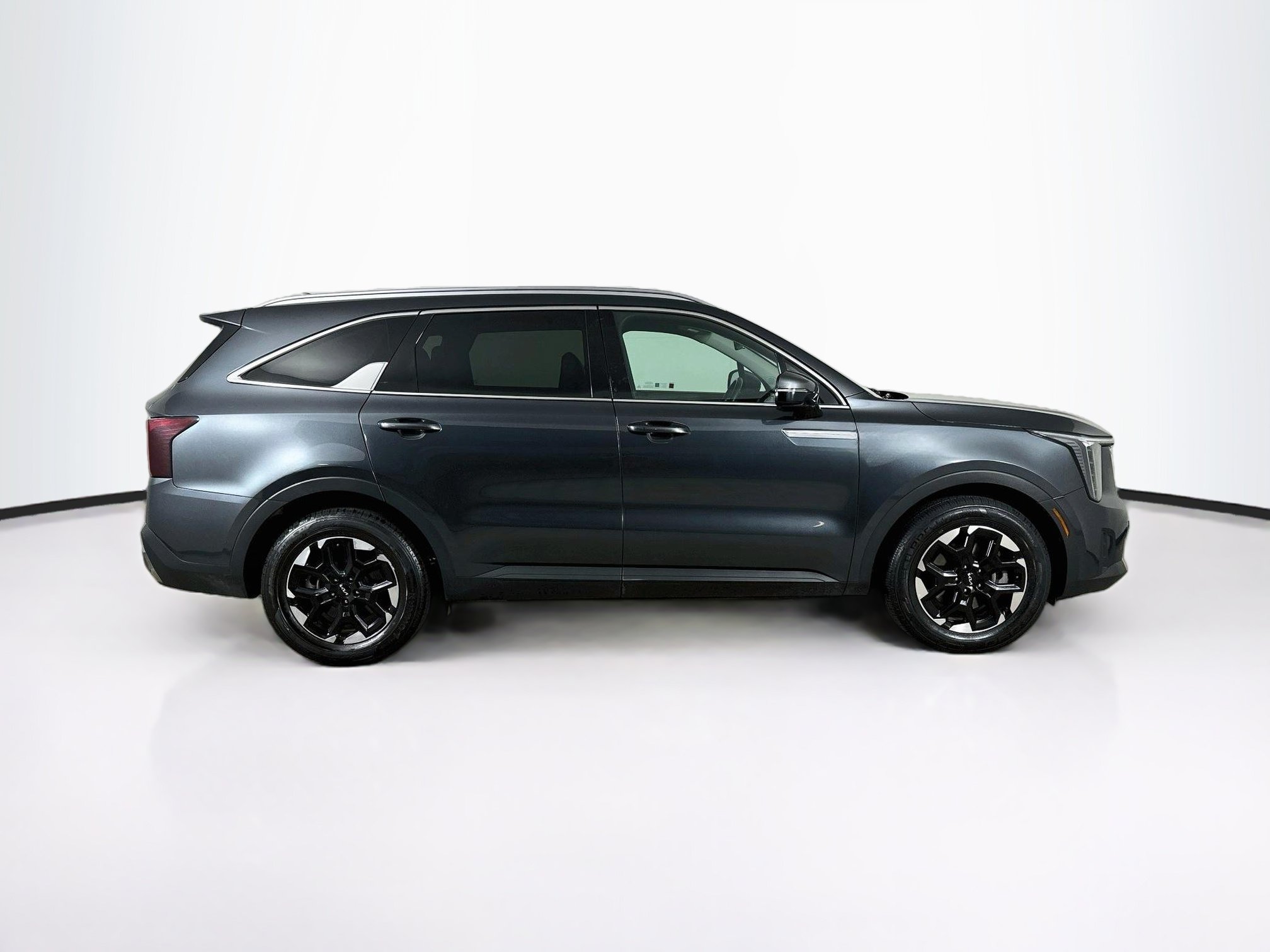 Used 2024 Kia Sorento S FWD image 10