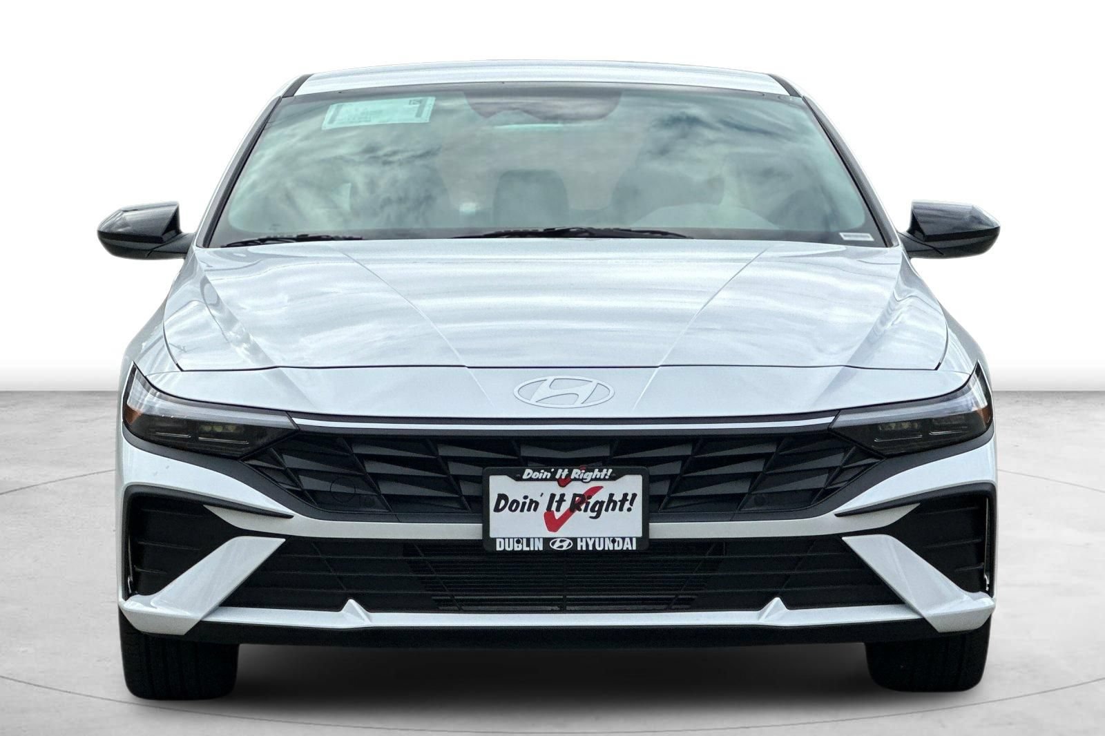 Used 2026 Hyundai Elantra Sport FWD image 12