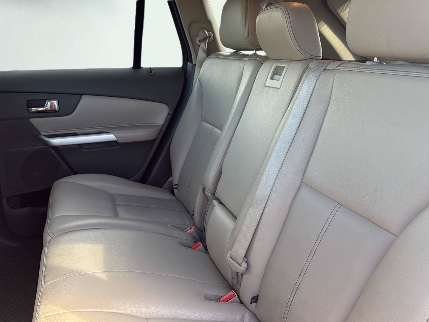 Used 2012 Ford Edge Limited AWD/4WD image 3
