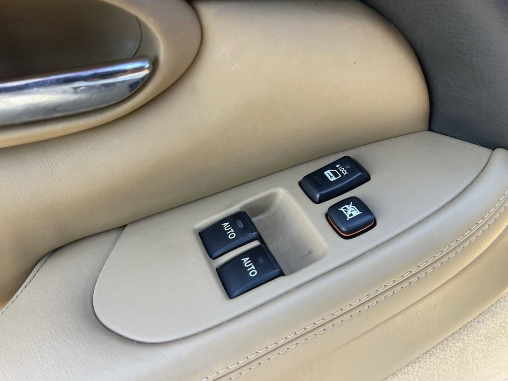 Used 2007 Lexus SC 430 Convertible image 19