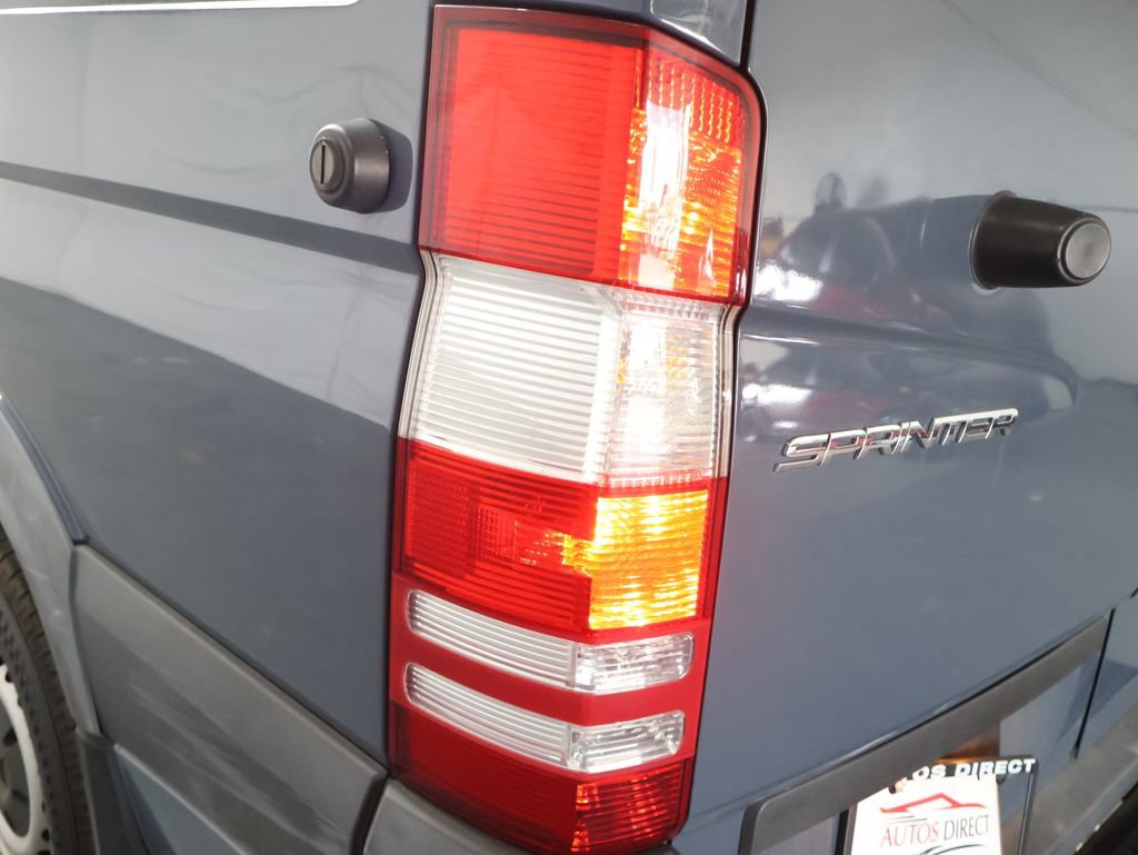 Used 2018 Mercedes-Benz Sprinter 2500 image 26