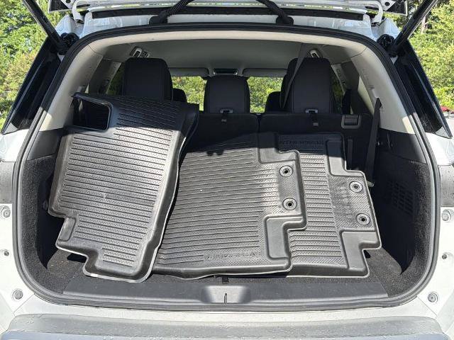Certified 2025 Nissan Pathfinder SL AWD/4WD image 26