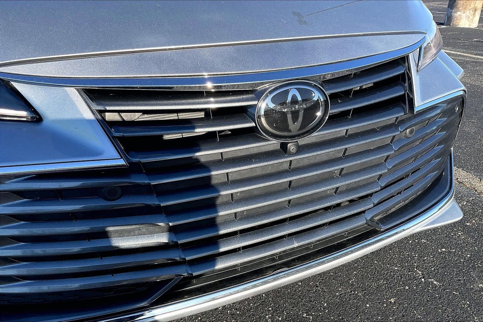 Used 2019 Toyota Avalon Limited w/ Advanced Safety Package image 27