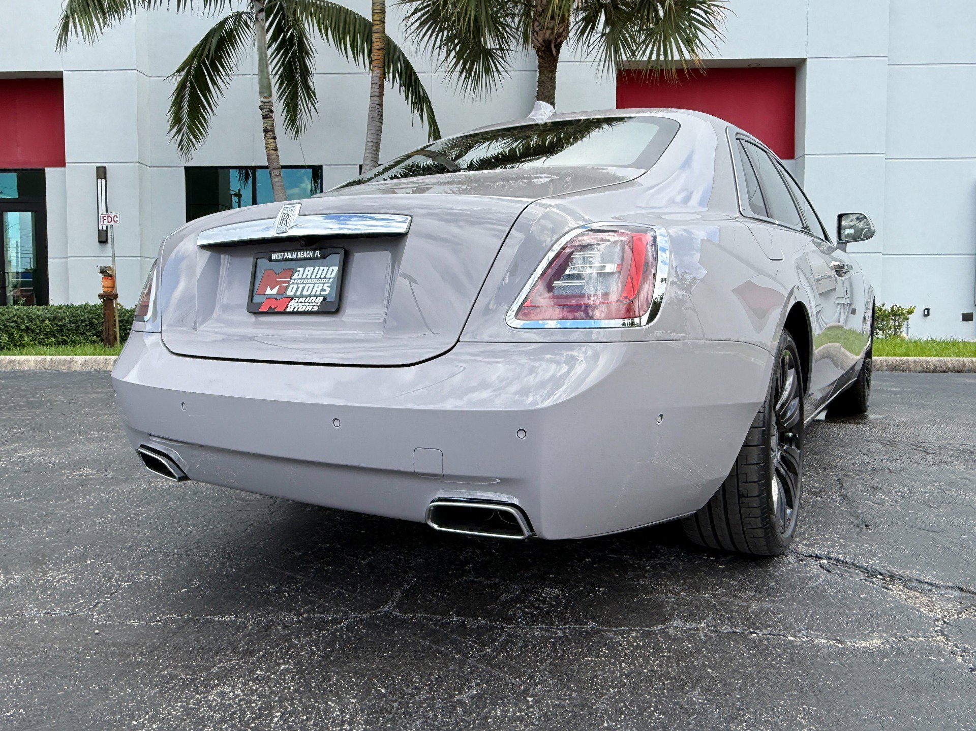 Used 2022 Rolls-Royce Ghost image 12