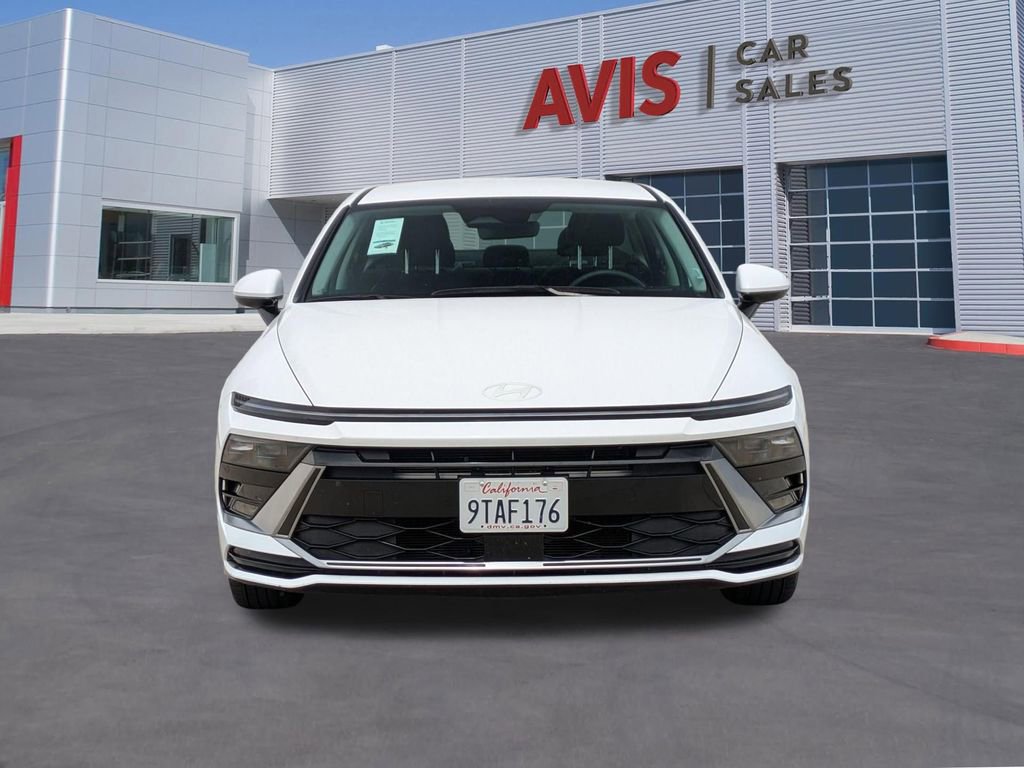 Used 2025 Hyundai Sonata SEL FWD image 2