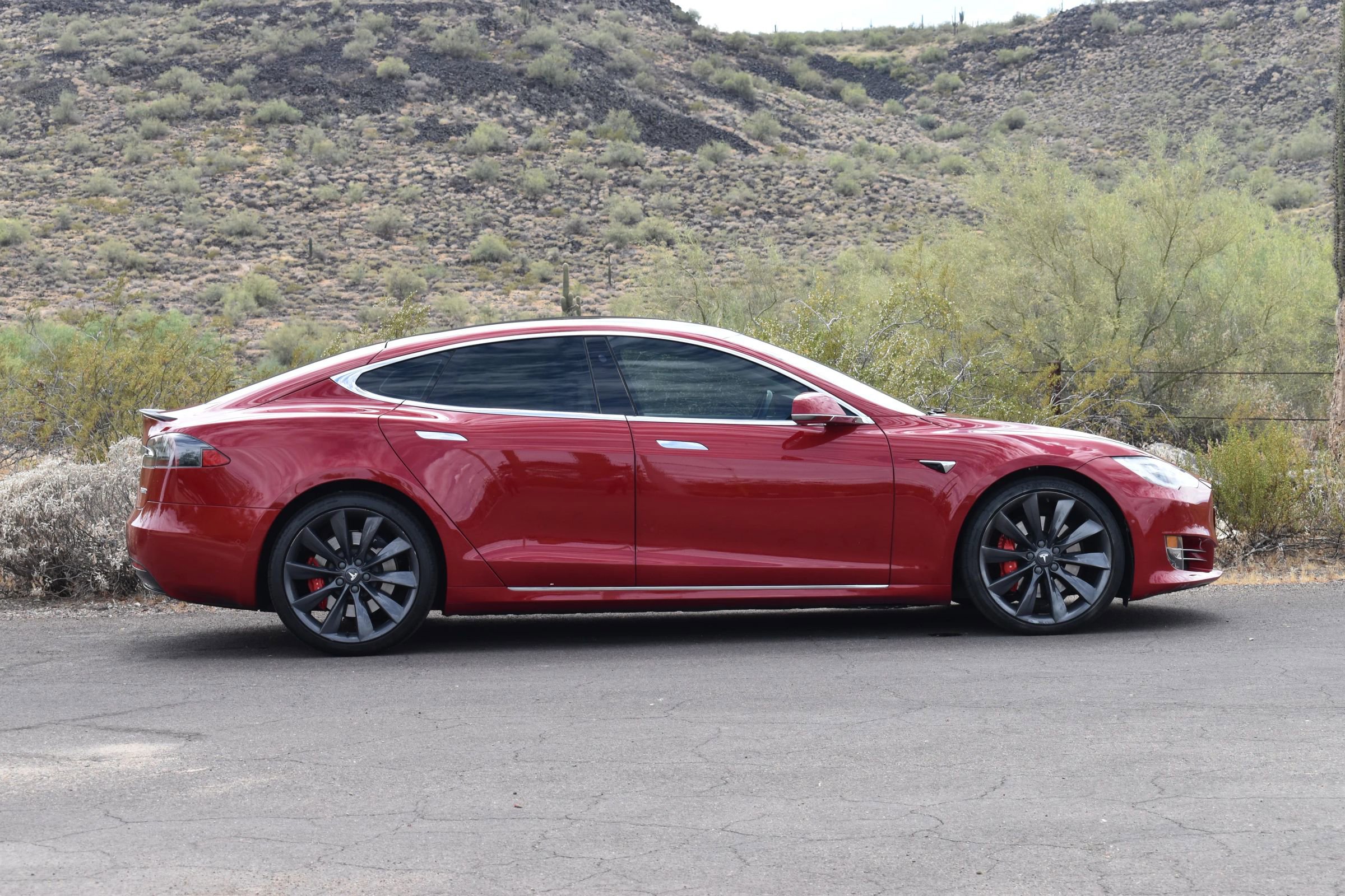 Used 2017 Tesla Model S P100D image 9