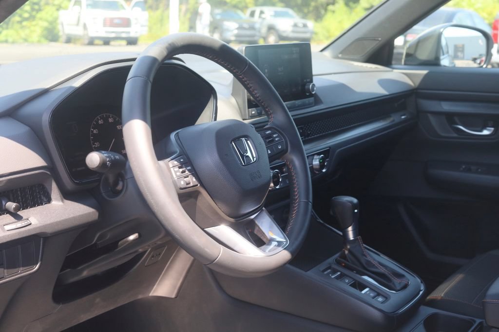 Used 2025 Honda CR-V Sport image 6