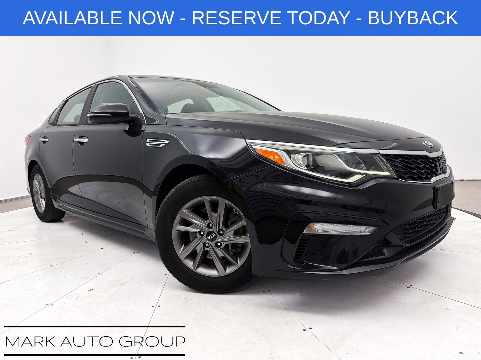 Used 2019 Kia Optima LX image 1