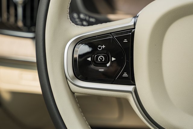 New 2026 Volvo XC90 T8 Ultra w/ Protection Package Premier image 23