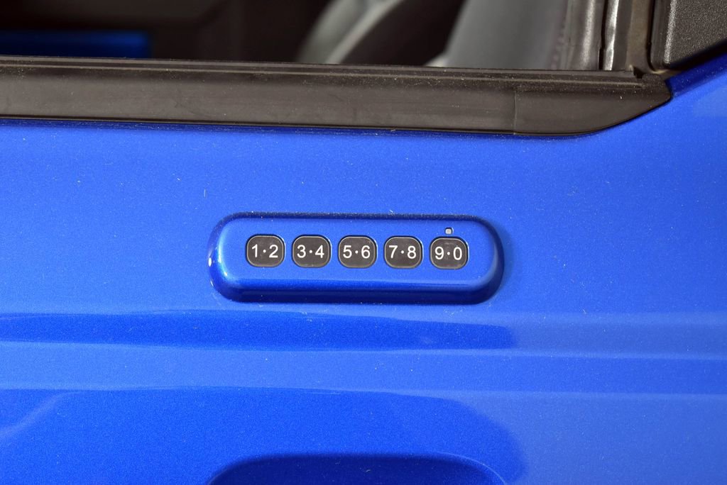 Used 2023 Ford Bronco 2-Door image 25