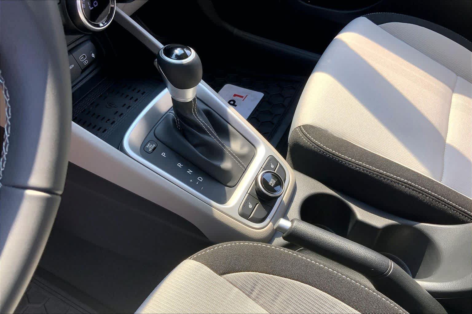 New 2026 Hyundai Venue SEL FWD image 8