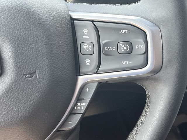 Used 2025 RAM 1500 Big Horn AWD/4WD image 29