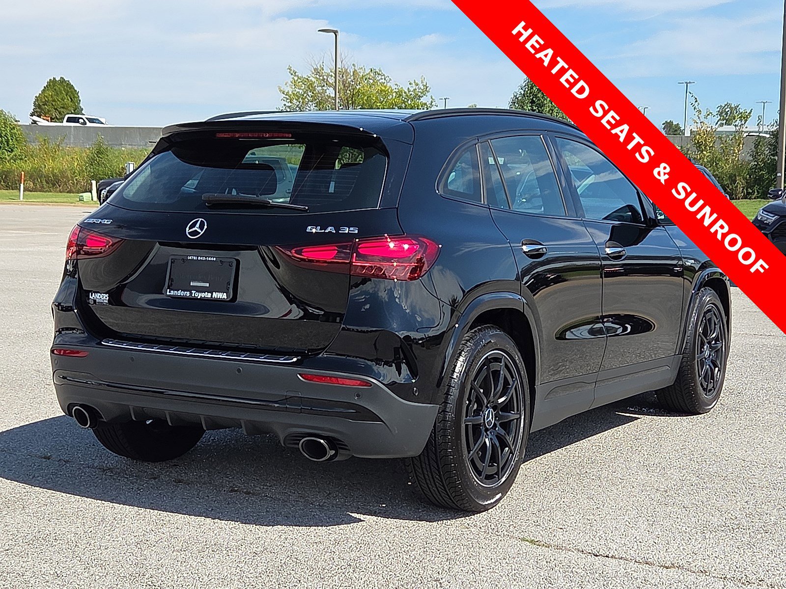 Used 2025 Mercedes-Benz GLA 35 AMG 4MATIC image 5