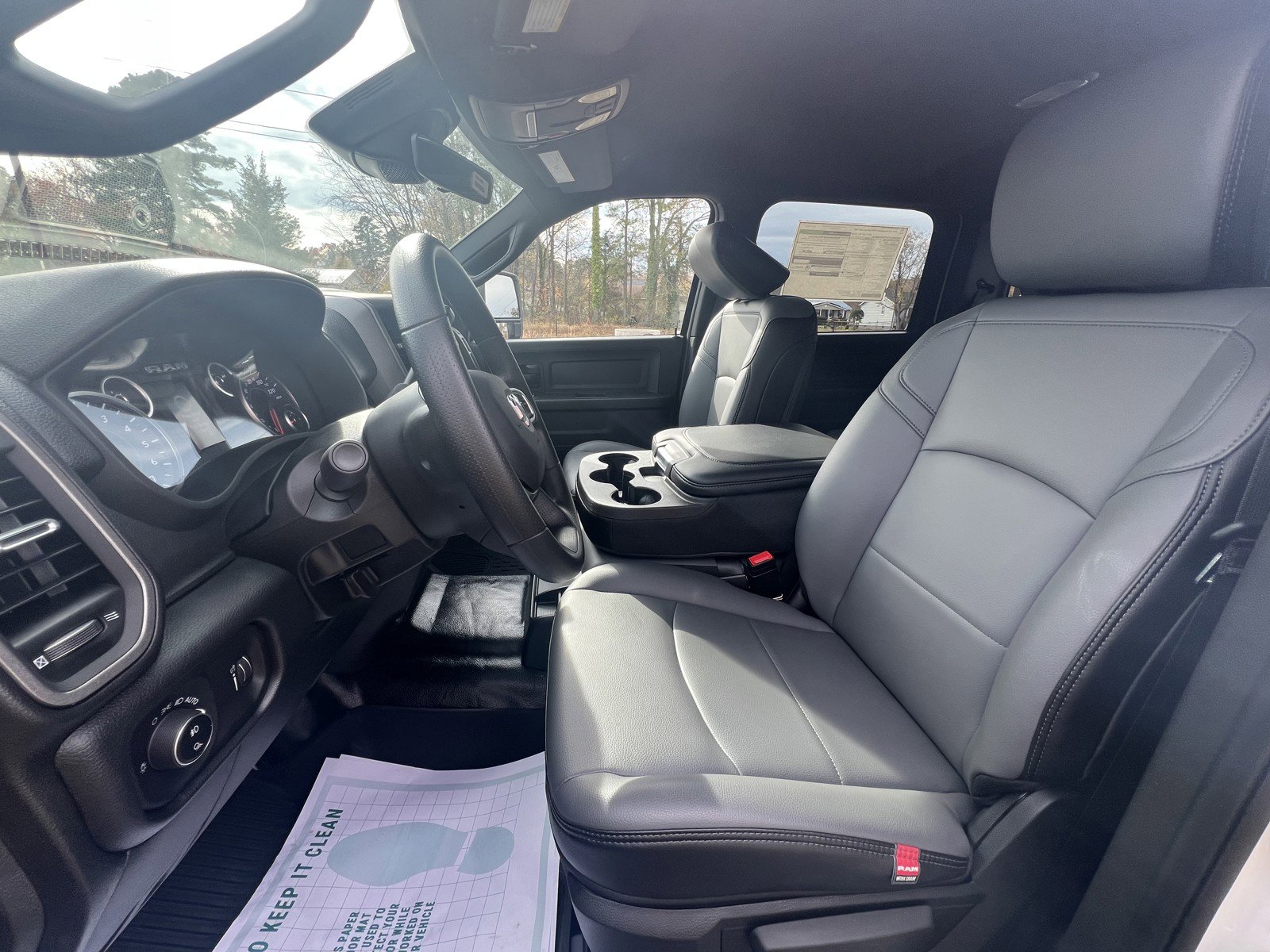 New 2026 RAM 3500 Tradesman w/ Commercial Features Package image 14