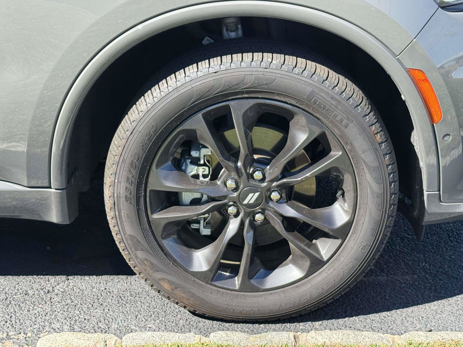 Used 2025 Dodge Durango GT AWD/4WD image 7