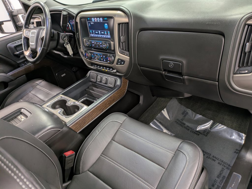 Used 2017 GMC Sierra 3500 Denali w/ Duramax Plus Package image 29
