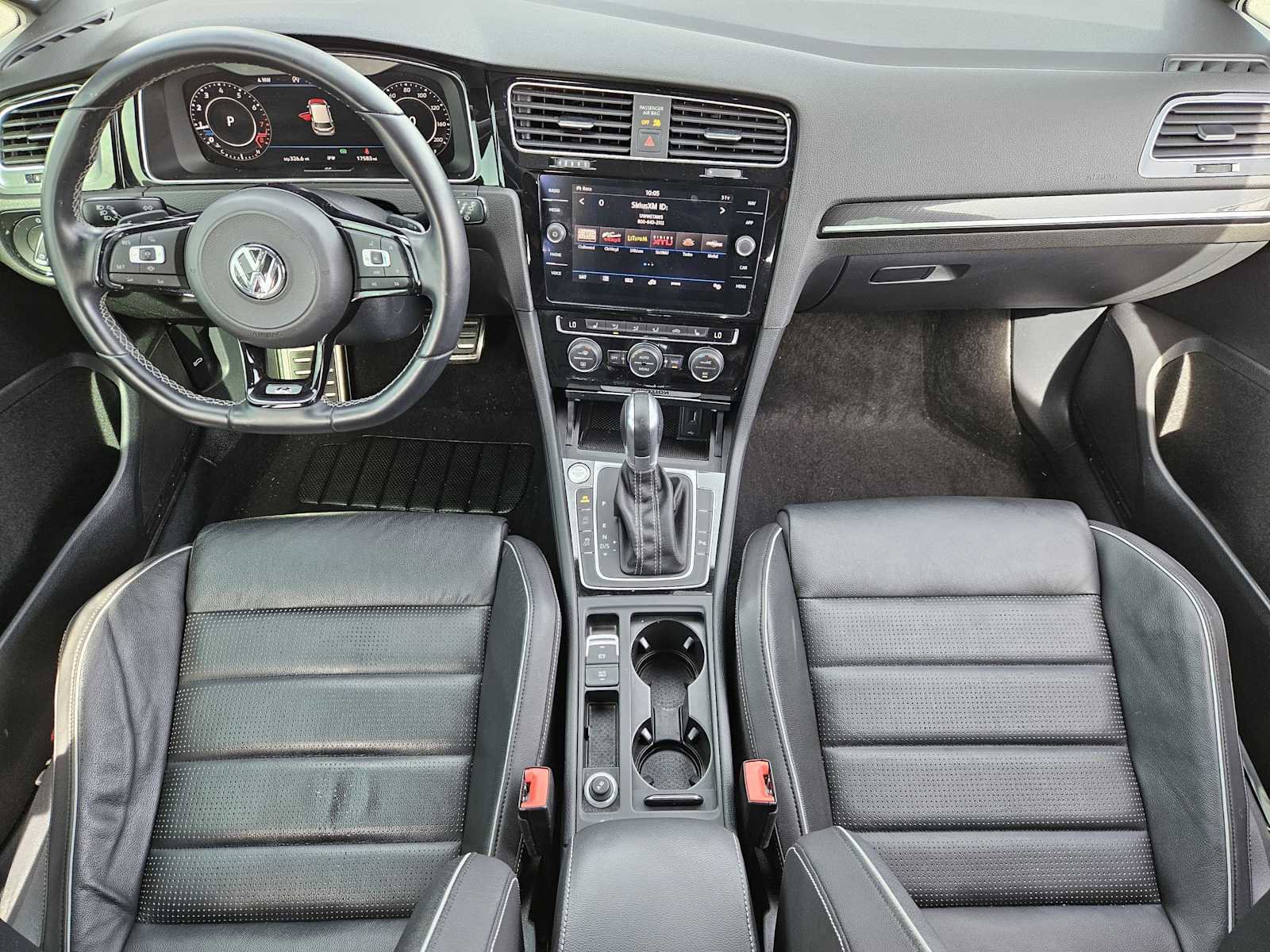 Used 2019 Volkswagen Golf R 4-Door image 24